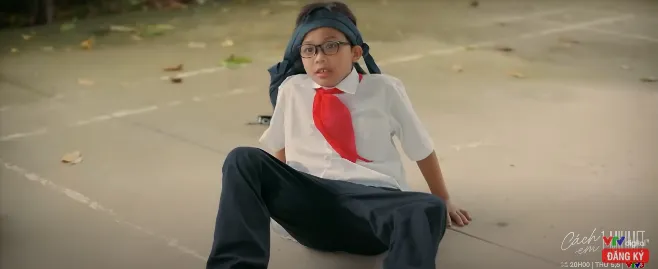 Cách em 1 milimet: Tú đánh nhau với Hoàng cận để bênh Bách, Biên bỏ nhà đi - Ảnh 3.