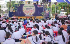 5.000 thiếu nhi TP Hồ Chí Minh vẽ tranh mừng Tết Trung thu độc lập